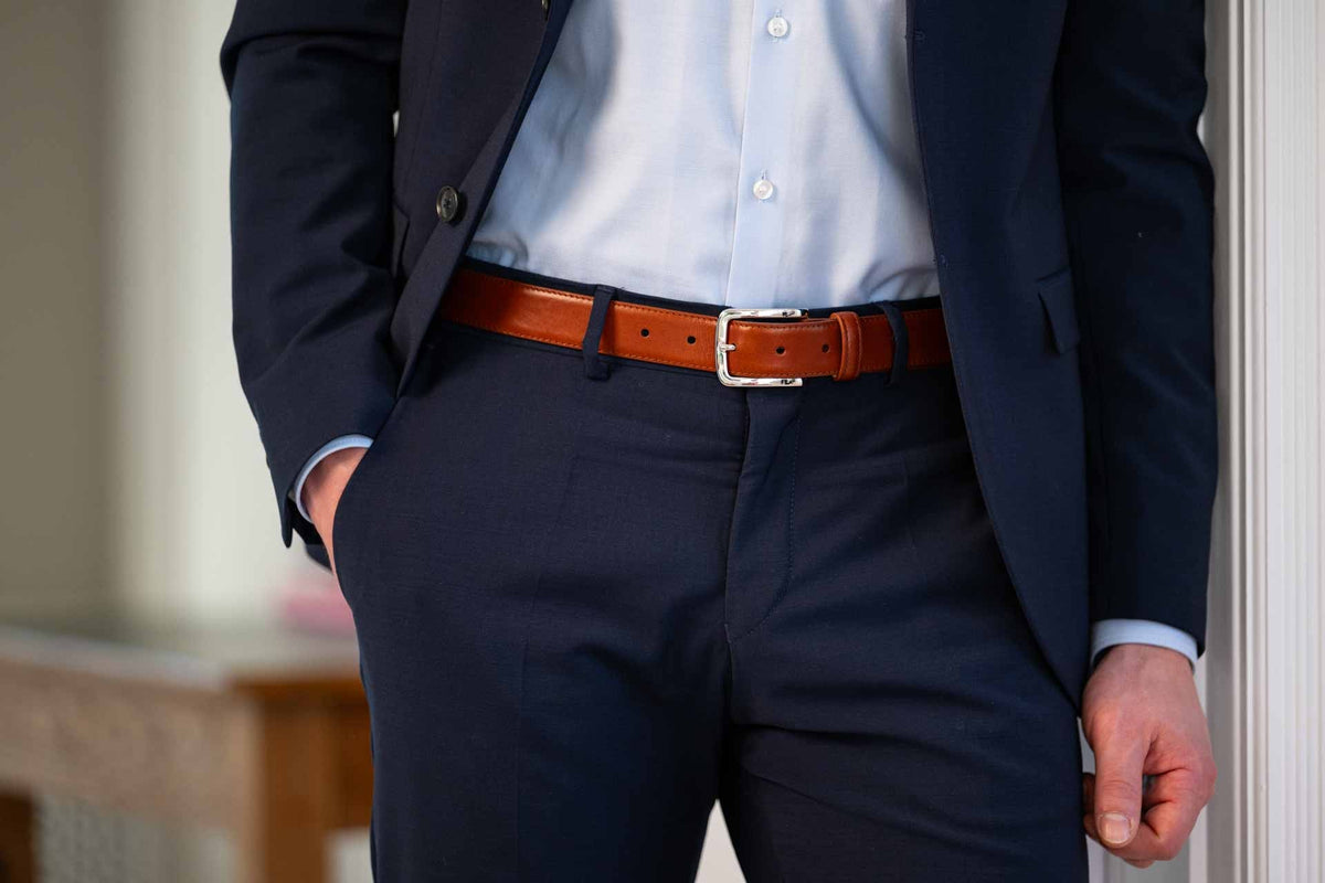 Der perfekte Ledergürtel für jedes Outfit. Ein Modell- & Breitenratgeber für Herren.