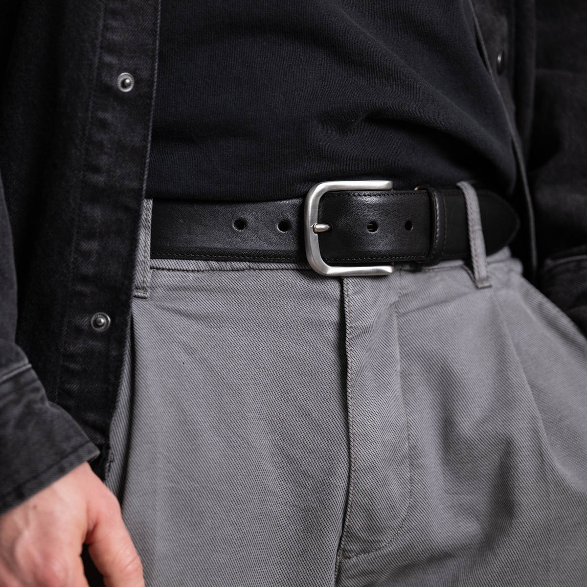 B-Ware: Lebenslang-Gürtel „Hannes“ in Schwarz – 4 cm, bombierter Herren Jeansgürtel mit massiver Edelstahlschnalle