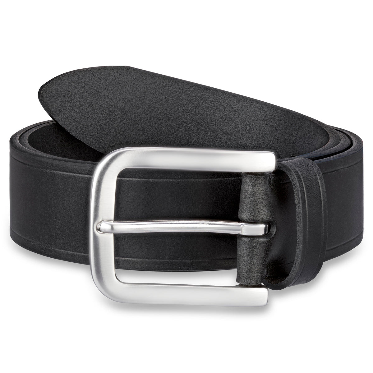 4cm breiter Herren Ledergürtel in schwarz mit silber satinierter Schnalle. Der Gürtel ist gerillt. Die Kanten sind sauber gefärbt. Das Leder hat einen dezenten Glanz. Insgesamt wirkt der Gürtel hochwertig.